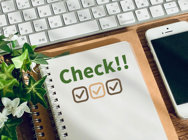 パーソナルトレーナー育成スクールを選ぶ際の注意点